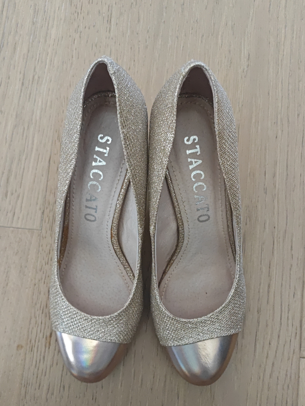 STACCATO Women's Metallic Gold Ballet Flats